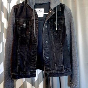 HOLLISTER JEAN SWEATER JACKET WITH HOOD size: S